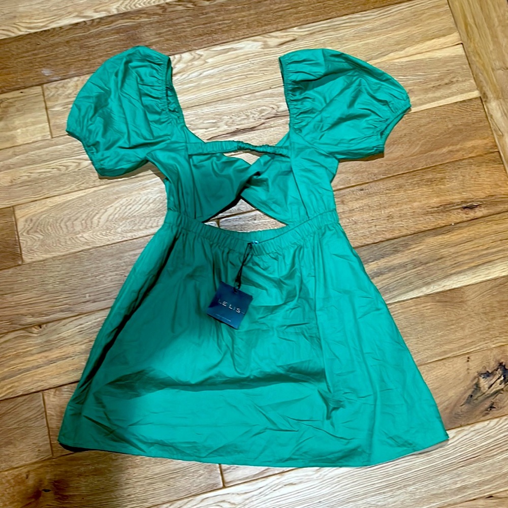 green cut out open back lelis dress new with tags